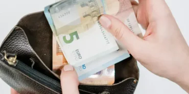 Fethiye'de Tatilcilere 1.450 Liralık Lahmacun Satışı