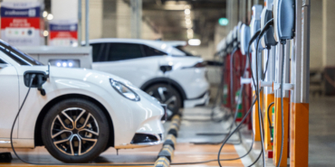 EV charging station and electric car, Electric car charging stat