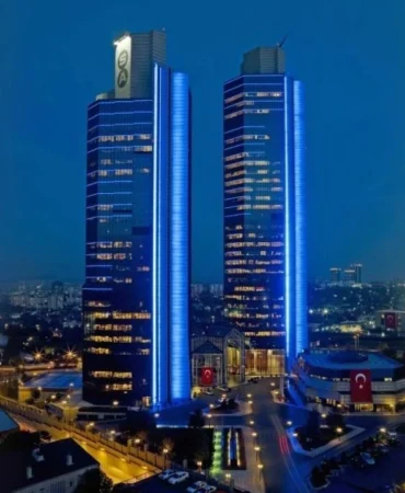sabanci-holding-ilk-ceyrekte-3368-milyar-tllik-kombine-satis-geliri-acikladi-sxno